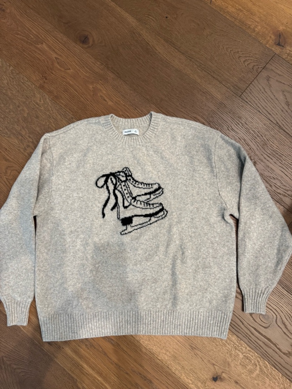 Hollister Light Gray Crewneck Sweater with Black Ice Skate Graphic